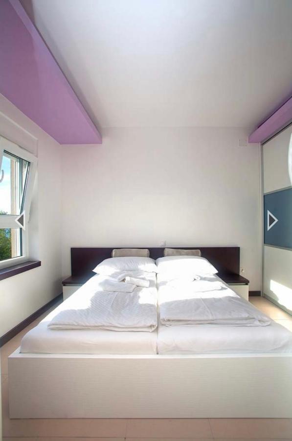 Daska Apartmani ニヴィーチェ エクステリア 写真